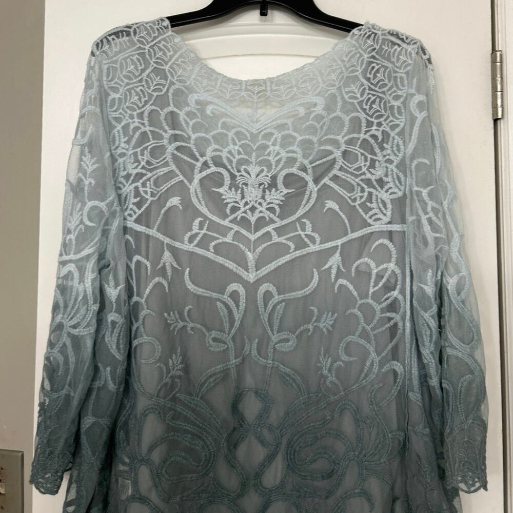 Adiva Blue Gray Ombre Mesh Embroidered Blouse 1X Whimsical Fairy - Picture 7 of 12